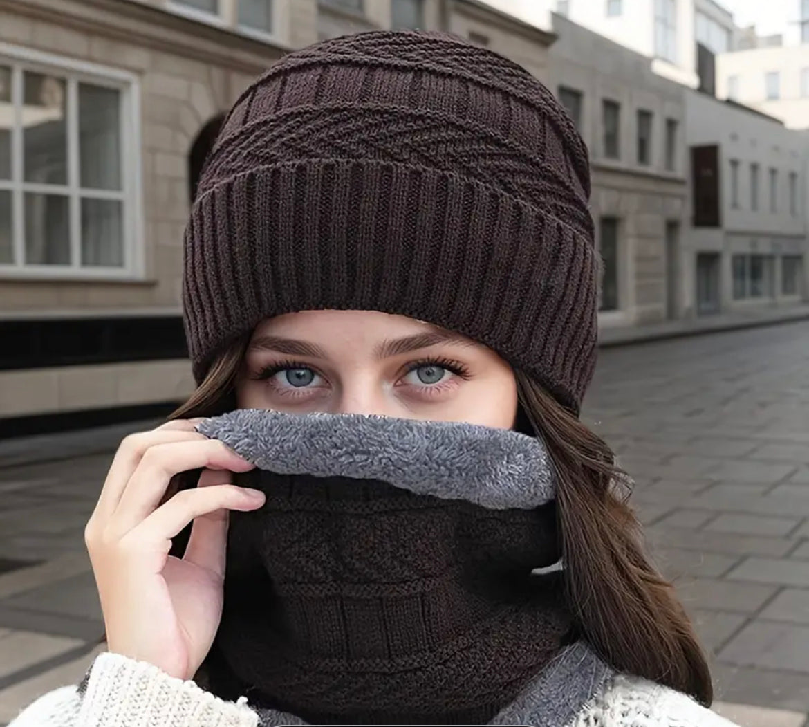 EA - Beanies